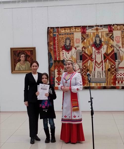 Семак Мария, ученица 3 «Д» класса стала призером в международном художественном конкурсе им. Э.М.Юрьева "Земля - наш дом".