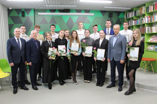 Студентов наградили специальной стипендией Главы Чувашской Республики
