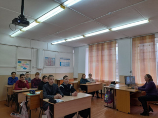 Профориентационные занятия «Россия промышленная: узнаю о профессиях и достижениях страны в сфере промышленности и производства»