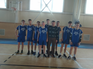 8 апреля 2024 года сборная команда Порецкого муниципального округа приняла участие в первенстве Чувашской республики по баскетболу среди юношей не старше 17 лет.