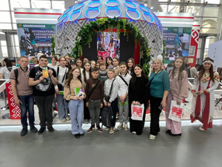 Юные активисты «Движения Первых» побывали на выставке «Россия» ВДНХ в г. Москве