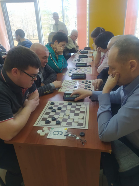 Соревнования по русским шашкам и шахматам в рамках XXII Спартакиады