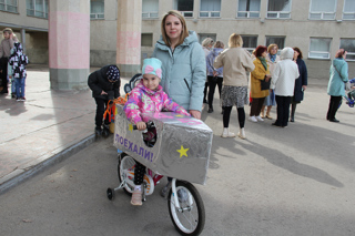 Михайлова Есения заняла 3 место в городском творческом конкурсе "Мой велосипед - космический корабль"!
