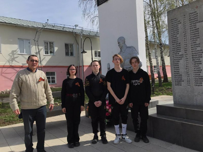 Экскурсия к памятнику павшим марпосадцам в годы Великой Отечественной войны