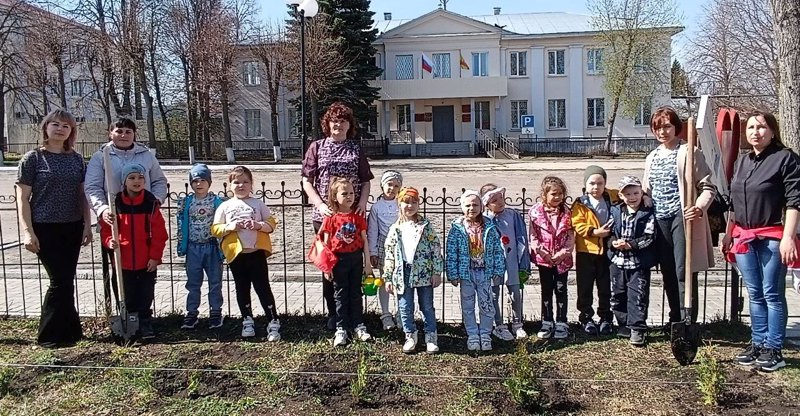 Самые юные Первые  приняли участие в Телемосте между регионами, который знаменовал старт весеннего этапа 2024 Всероссийского эколого-просветительского и патриотического проекта «Семейный лес».