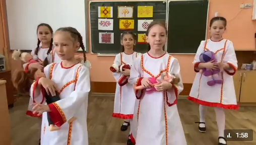 В рамках недели чувашского языка, учащиеся 1"Б" класса спели песню "Пукане".