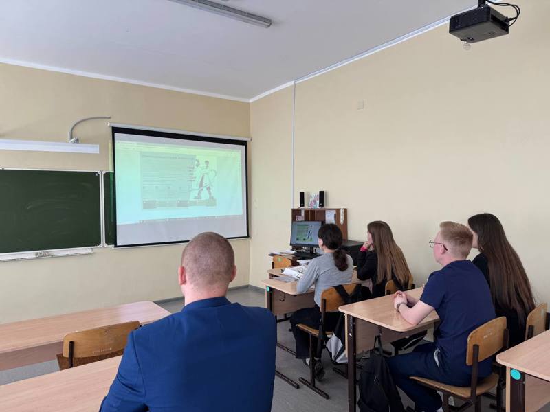 Учащиеся 11 класса на занятии «Россия- мои горизонты» узнали о профессии биомедицинский инженер