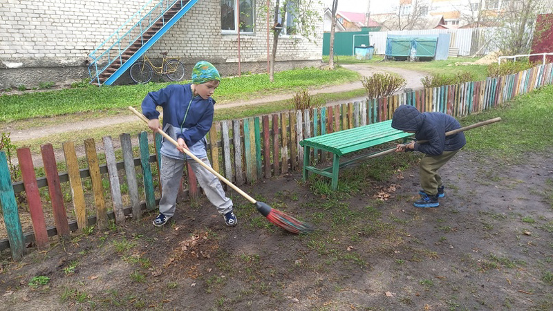 👏"Дошколята- эколята" наводят чистоту!