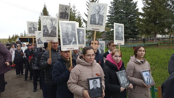 Вечная слава героям !