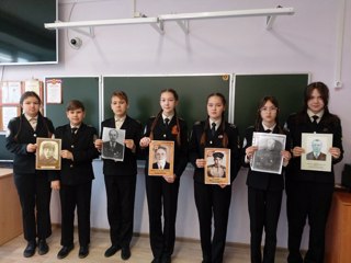 Кадеты 6 класса присоединились к всероссийской патриотической акции «Стена Памяти».