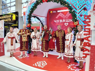 Руководители образовательных учреждений нашего округа люди очень творческие...