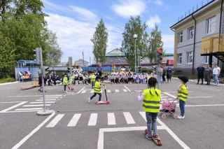 В Вурнарах прошел ежегодный муниципальный конкурс по правилам дорожного движения «Зеленый огонек»