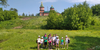 Экологический десант на водоёмы и   родник села.