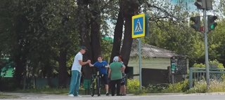 Устами детей о правилах поведения на дороге.