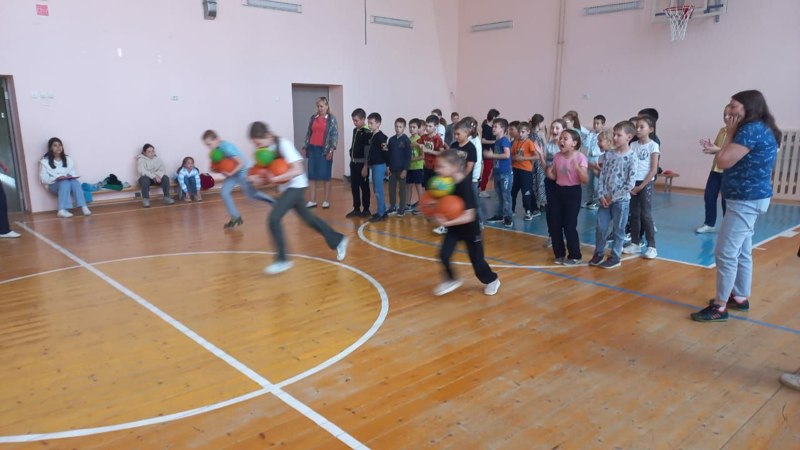 В пришкольном лагере "Созвездие" - День здоровья и спорта