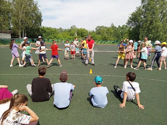 Спортивный день в лагере "Веснушки"