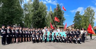 Кадеты МБОУ "Комсомольская СОШ 2" приняли  участие в мероприятии, посвященном празднованию 79-ой годовщины образования Группы Советских войск в Германии.