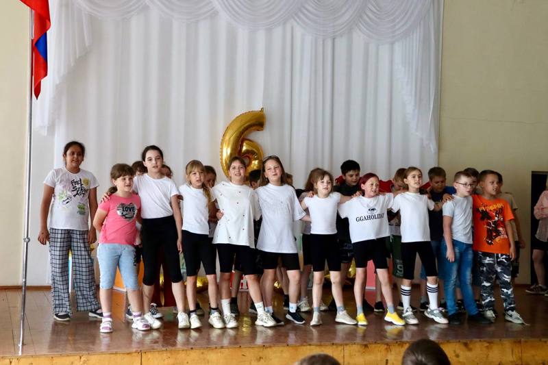 19 июня в гимназии состоялось открытие лагеря "Солнышко"