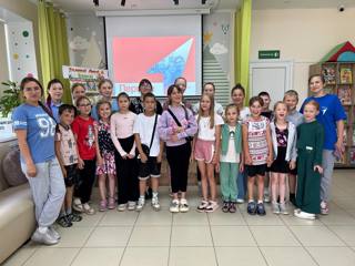 Дети посетили Ибресинскую детскую библиотеку и бассейн