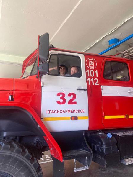 В пришкольном лагере «Березка» объявлен  тематический день пожарных и спасателей.