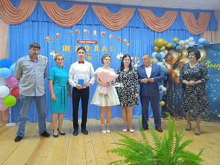 Долгожданный выпускной для 11-тиклассников состоялся в Анастасовской школе! ✨