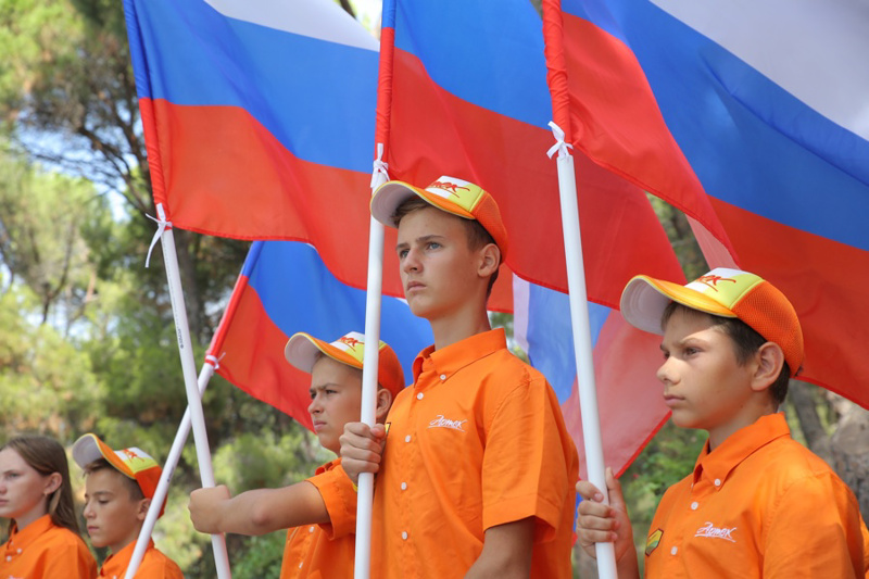 Продолжается прием заявок на Всероссийский конкурс «Символы России. Государственные символы России»