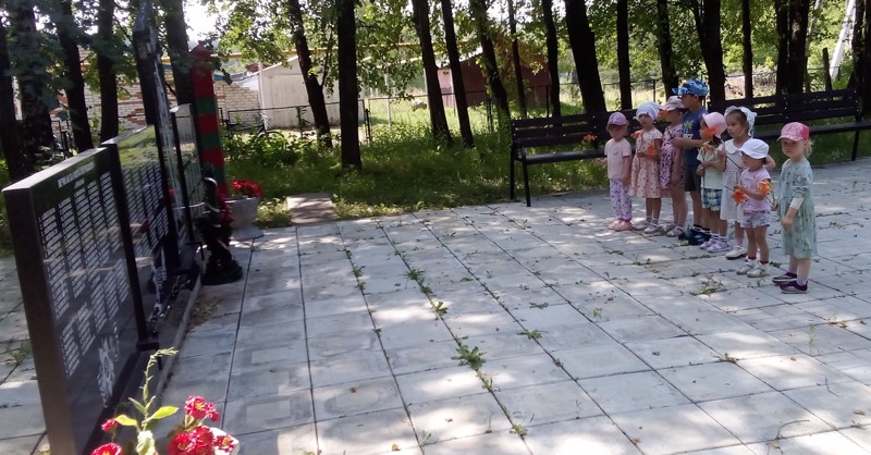 Экскурсии помогают знакомить детей с историческим прошлым России, в том числе родного края