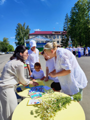 Акция женсовета ДШИ в день Любви, семьи и верности