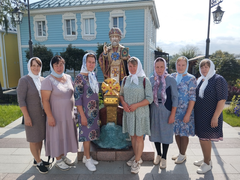 Педагоги совершили экскурсию в Дивеево и Арзамас