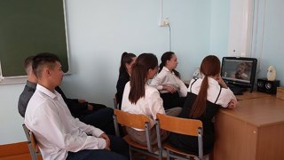 В МБОУ «Эльбарусовская СОШ» прошли первые занятия по программе "Россия - мои горизонты"