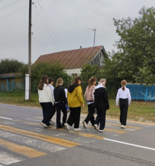 В рамках Недели безопасности дорожного движения с учащимися 5 класса была проведена беседа «Дорога без опасностей».