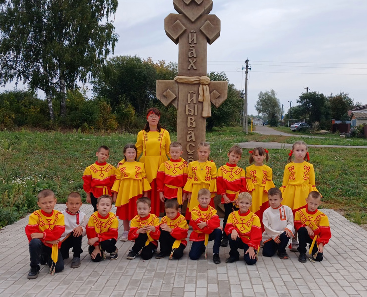 Экскурсия в парк 50-летия Победы села Красные Четаи.