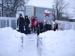 Акция «Дорога к обелиску» продолжается