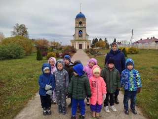 "По родному краю с рюкзаком шагаю"