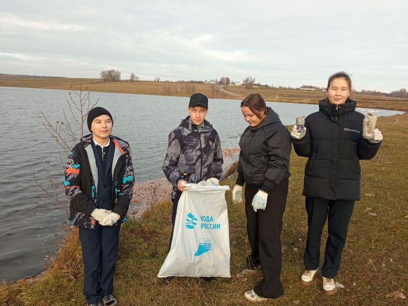 Продолжается акция "Вода России"