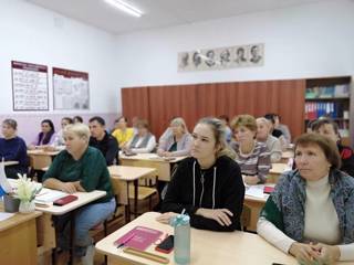 В МБОУ «Яльчикская СОШ им. Героя России Н.А. Петрова» состоялся педсовет на тему «Реализация адаптированных основных общеобразовательных программ обучающихся с ОВЗ и УО в соответствии с ФГОС. Возможности и перспективы»