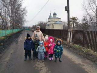 "По родному краю с рюкзаком шагаю"