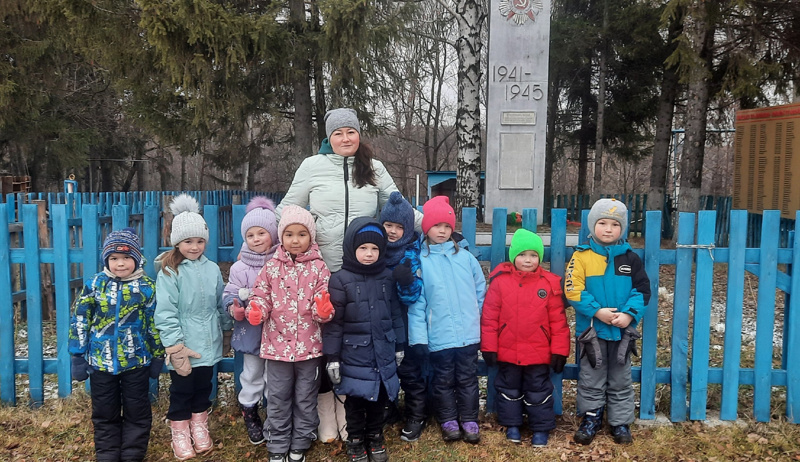 "По родному краю с рюкзаком шагаю"