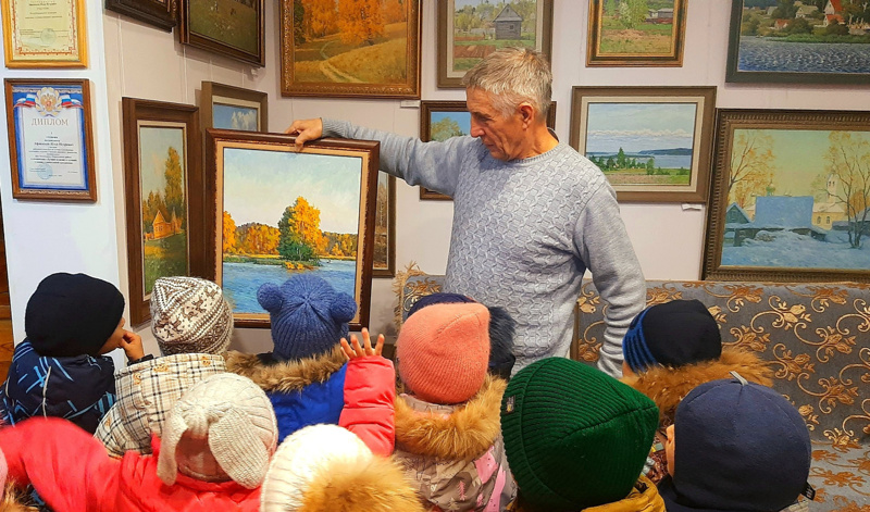 Дошкольники в картинной галерее "Илем"