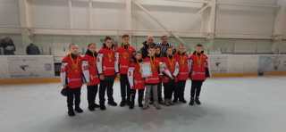 Наша команда хоккеистов "Рубин" - бронзовый призер республиканских соревнований юных хоккеистов "Золотая шайба"!