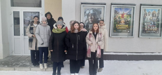 Учащиеся МБОУ "СОШ №2"г. Ядрина посетили кинозал им. Н.Д. Мордвинова г. Ядрина