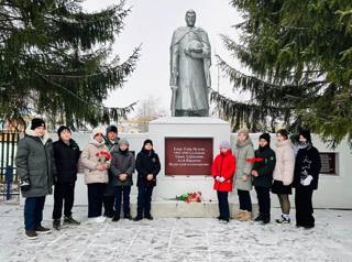 9 декабря Россия отмечает День Героев Отечества