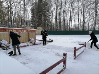 Волонтёрская акция «Снежный десант»