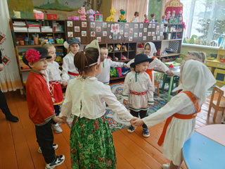 Международный день родного языка в дошкольной группе "Колосок"