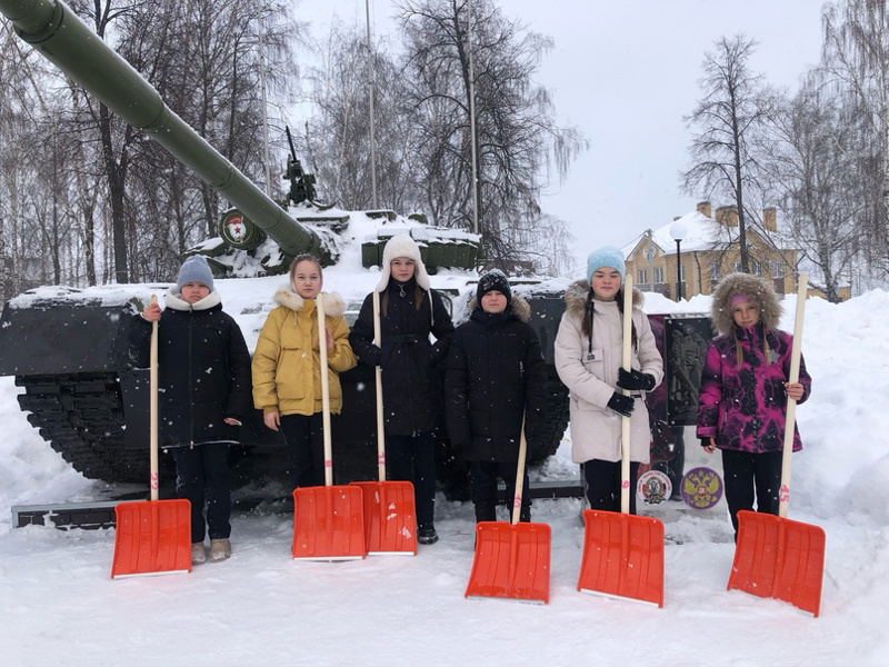 Акция "Чистый обелиск"