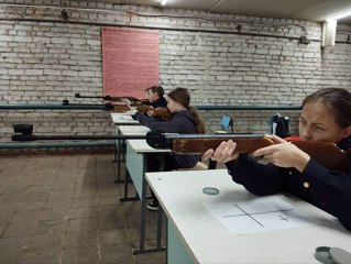 Соревнования по стрельбе из пневматической винтовки и разборке-сборке автомата АК-74М