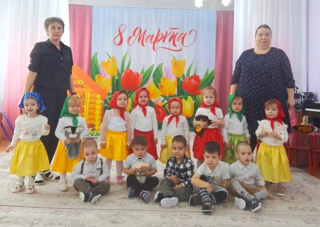 Маму любят все на свете...
