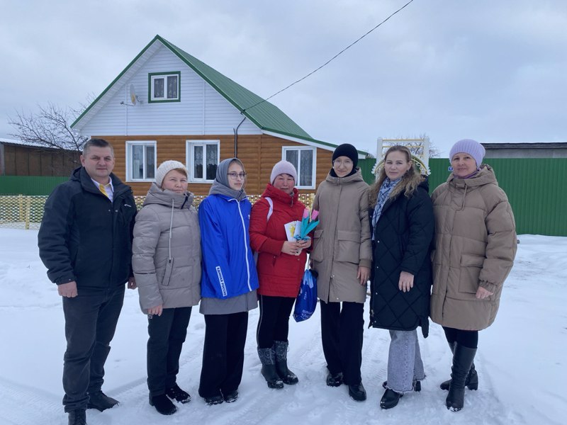 Весенняя акция «Цветы для мамы Героя»