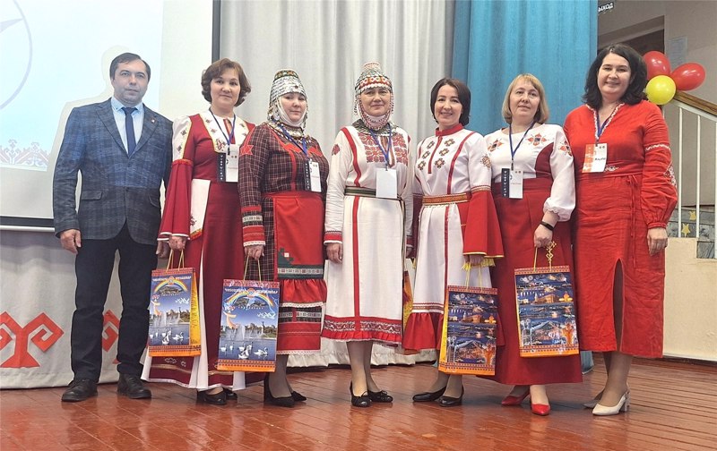 Лауреат конкурса "Лучший учитель родного языка и родной литературы"