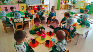 Работа в агроуголке.